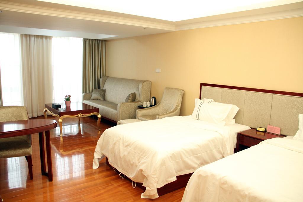 Waifiden Grand Easter International Apartment Cantão Quarto foto