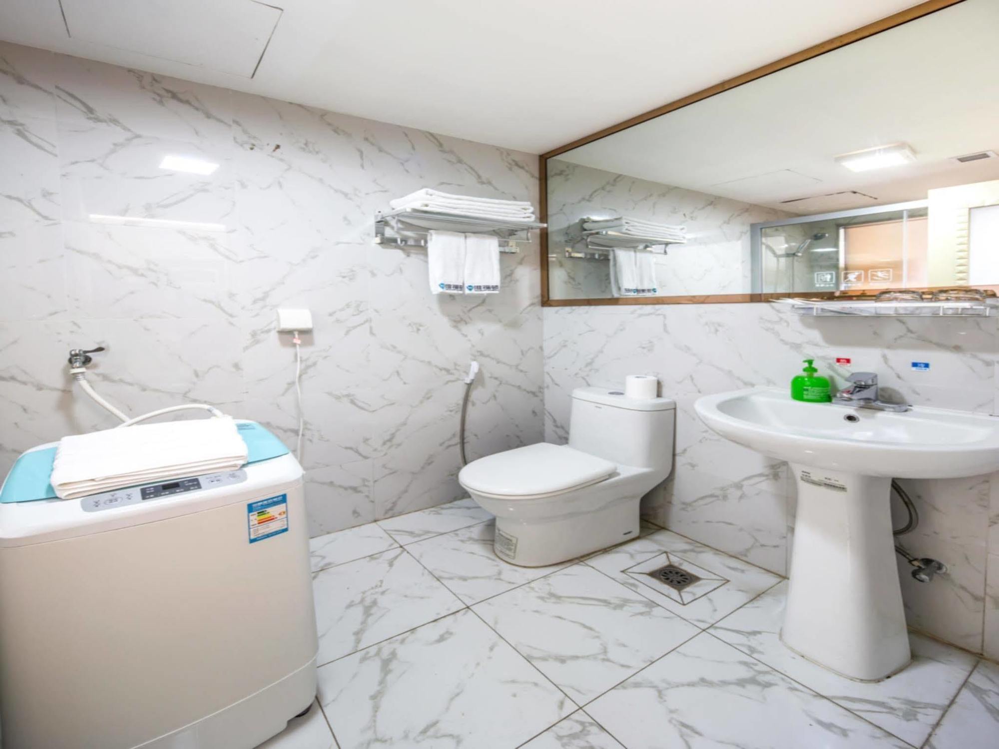 Waifiden Grand Easter International Apartment Cantão Exterior foto