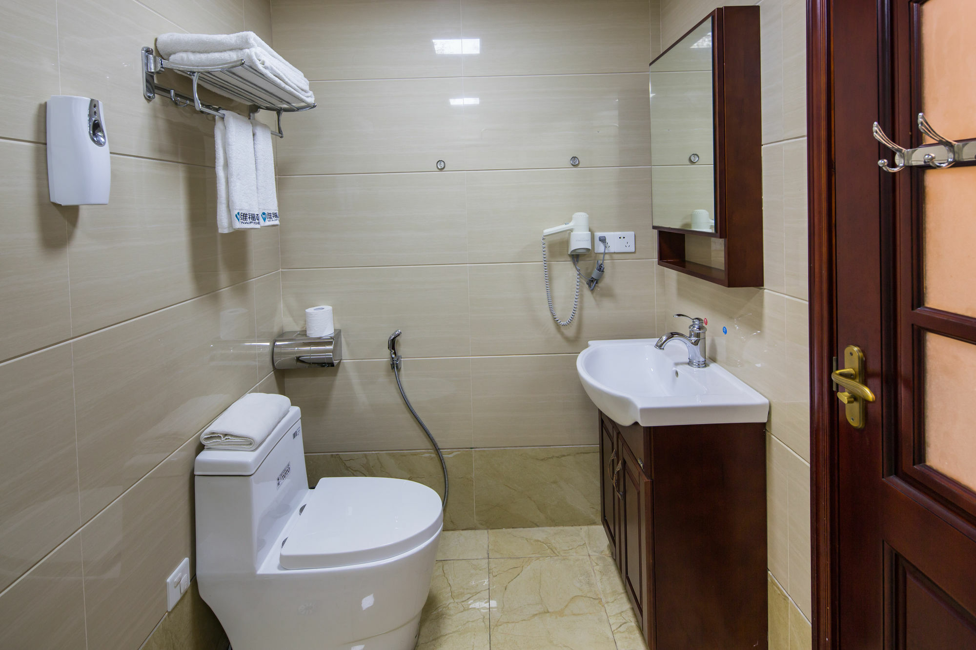 Waifiden Grand Easter International Apartment Cantão Exterior foto